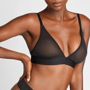 Negative underwear black triangle sieve bra size 1